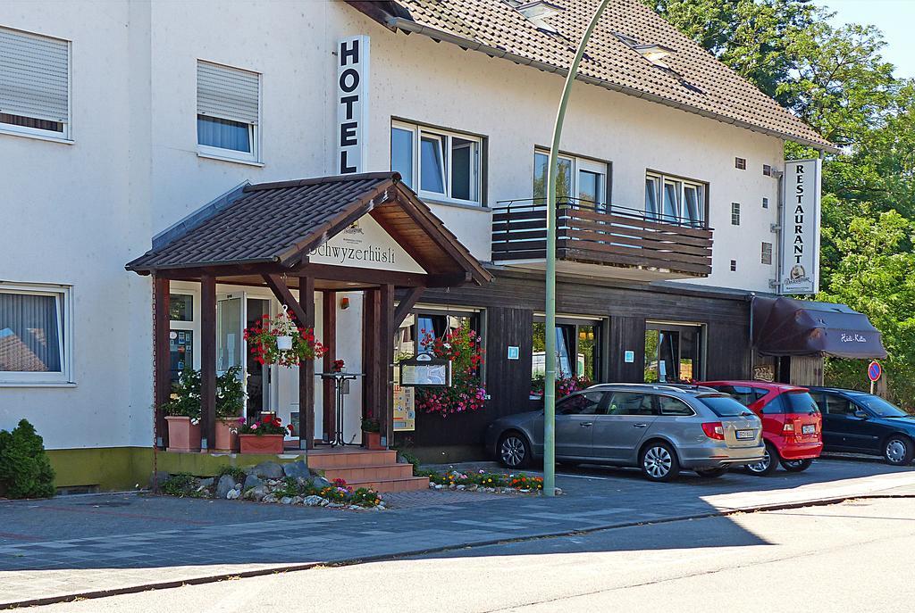 Donnici Im Schwyzerhusli Hotell Viernheim Eksteriør bilde