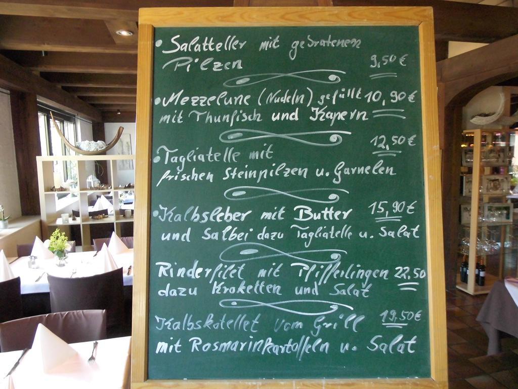 Hotel-Restaurant Schwyzerhuesli Viernheim Eksteriør bilde