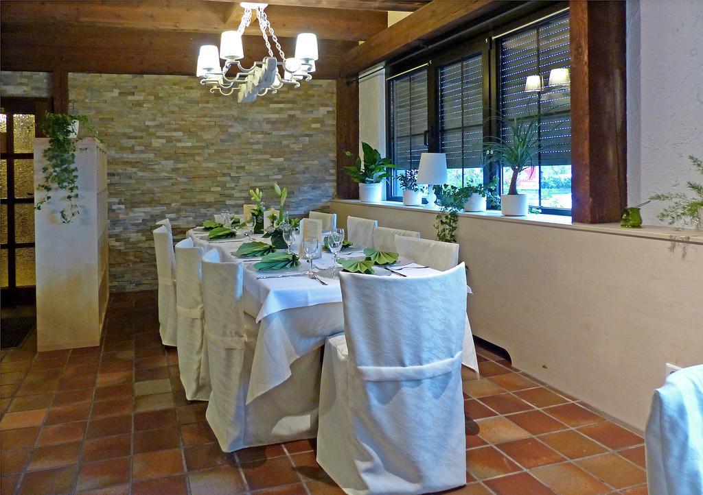 Hotel-Restaurant Schwyzerhuesli Viernheim Eksteriør bilde