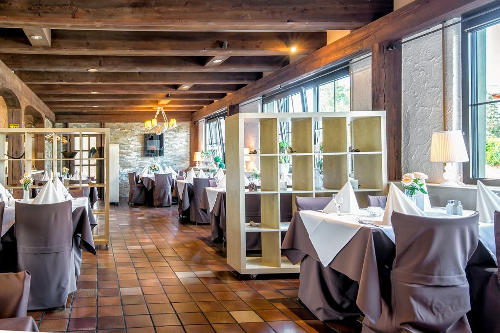 Hotel-Restaurant Schwyzerhuesli Viernheim Eksteriør bilde