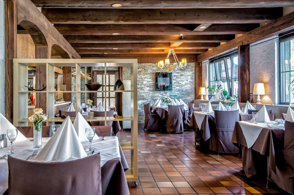 Hotel-Restaurant Schwyzerhuesli Viernheim Eksteriør bilde