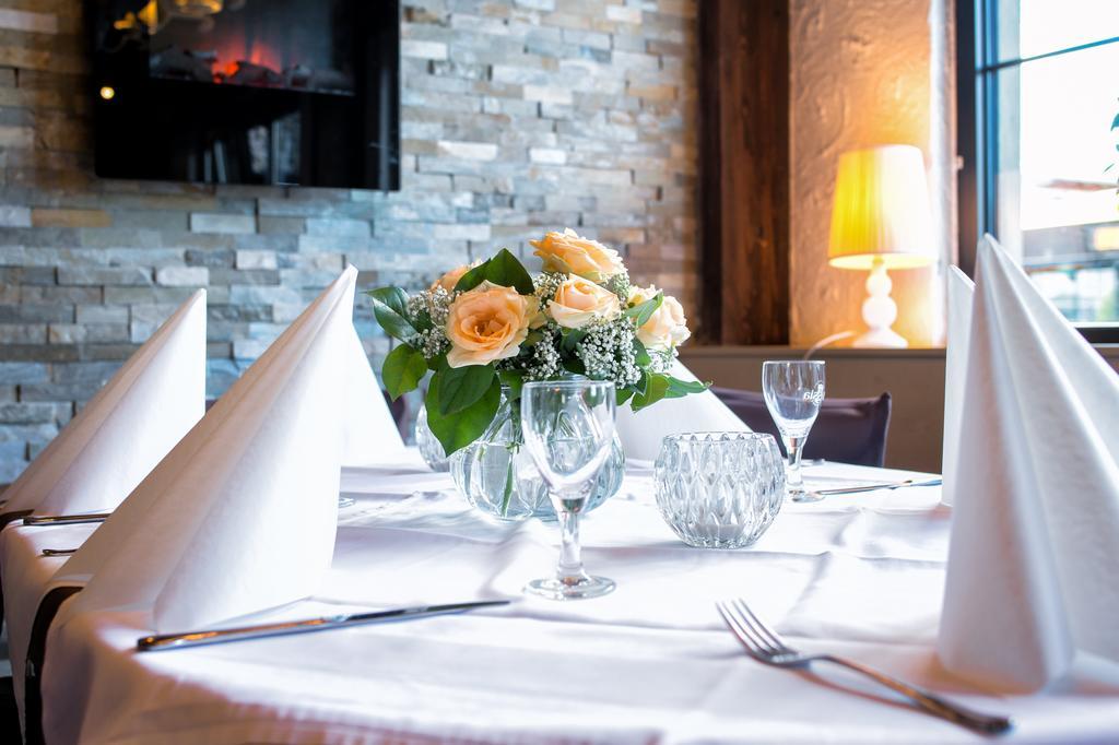 Hotel-Restaurant Schwyzerhuesli Viernheim Eksteriør bilde