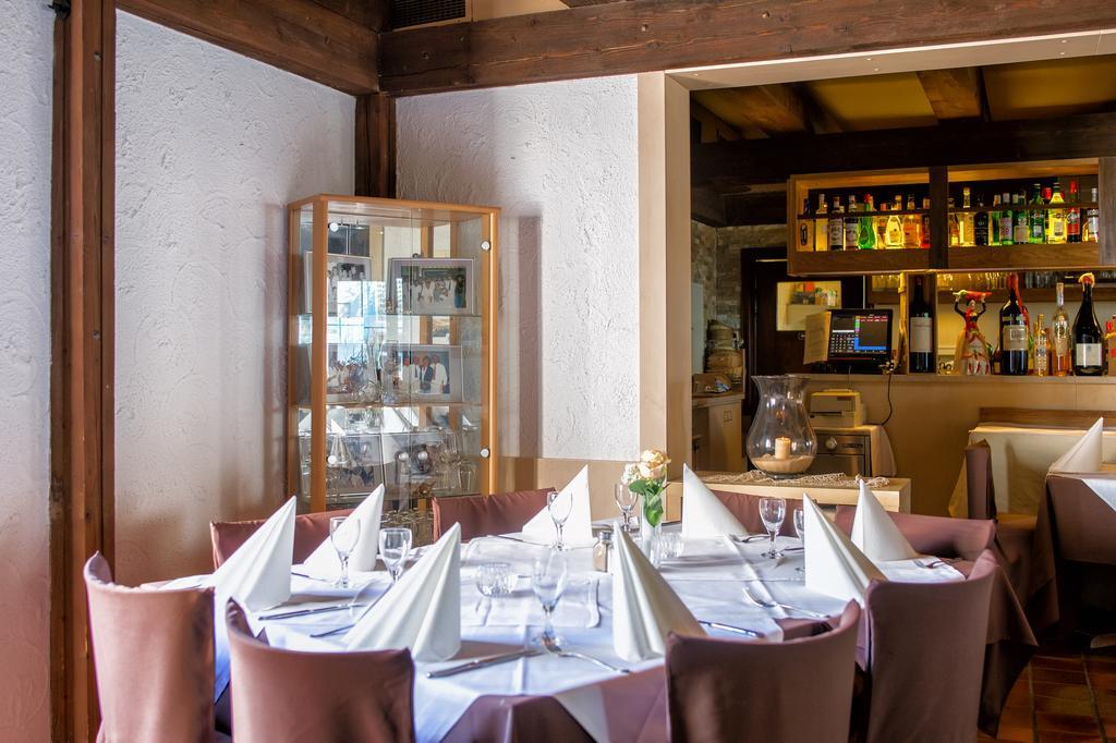 Hotel-Restaurant Schwyzerhuesli Viernheim Eksteriør bilde